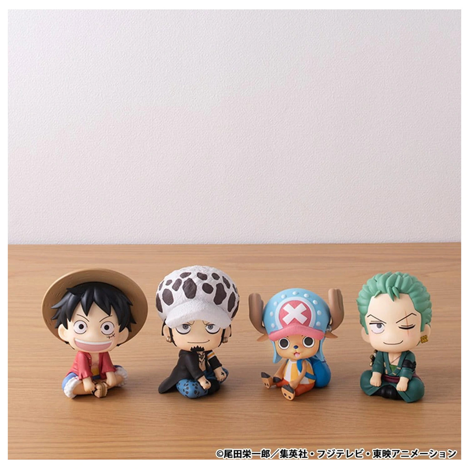 One Piece Look Up PVC Soška Trafalgar Law 11 cm fotografii produktu