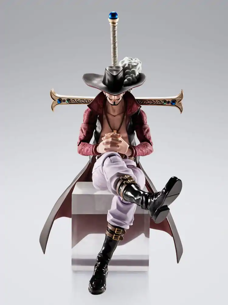 One Piece S.H.Figuarts akční figurka Dracule Mihawk Hawkeye 17 cm fotografii produktu