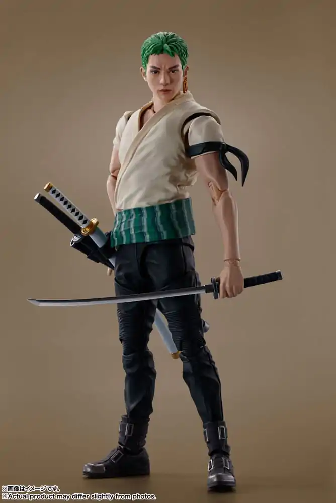 Akční figurka One Piece S.H. Figuarts Roronoa Zoro (Netflix) 14 cm fotografii produktu