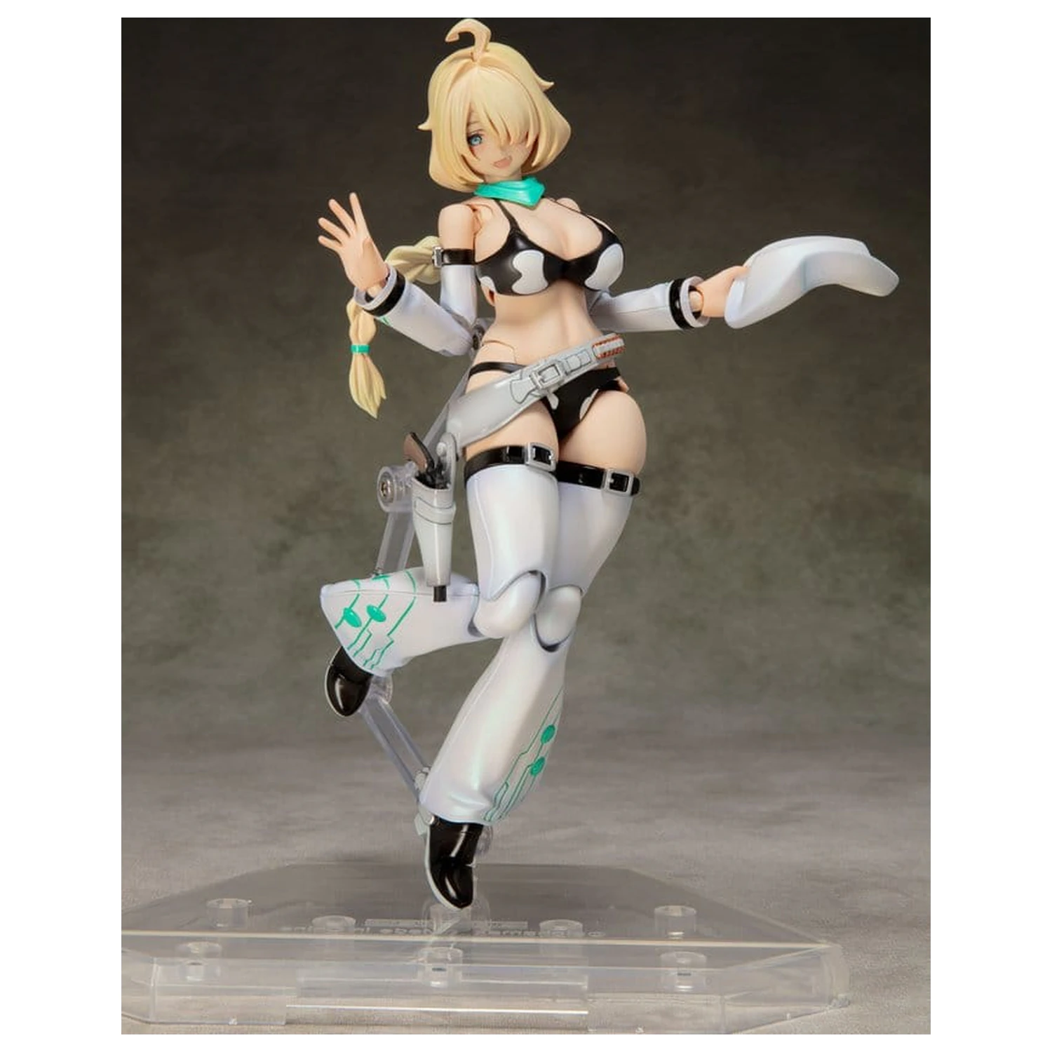 Original Character plastikový model AlienDress Quatre 16 cm fotografii produktu