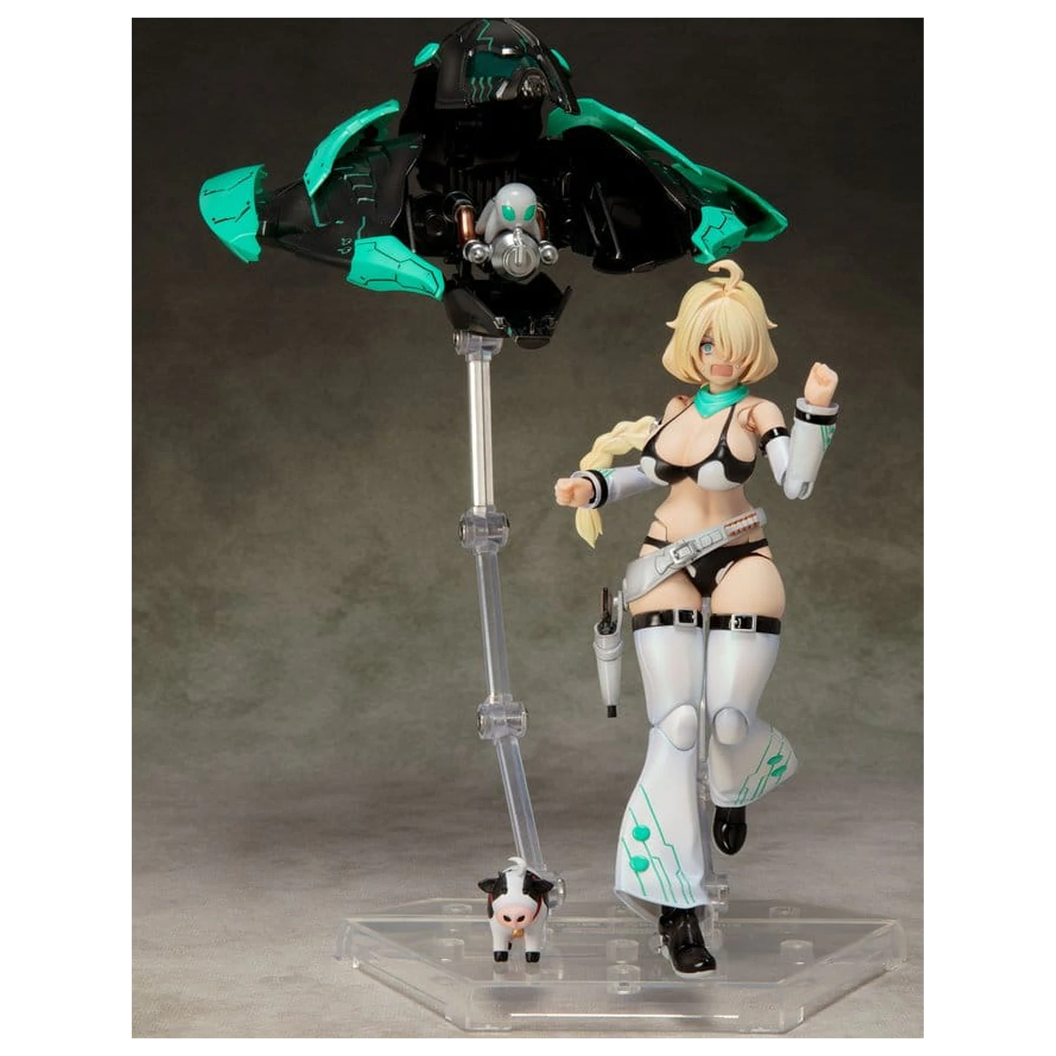Original Character plastikový model AlienDress Quatre 16 cm fotografii produktu