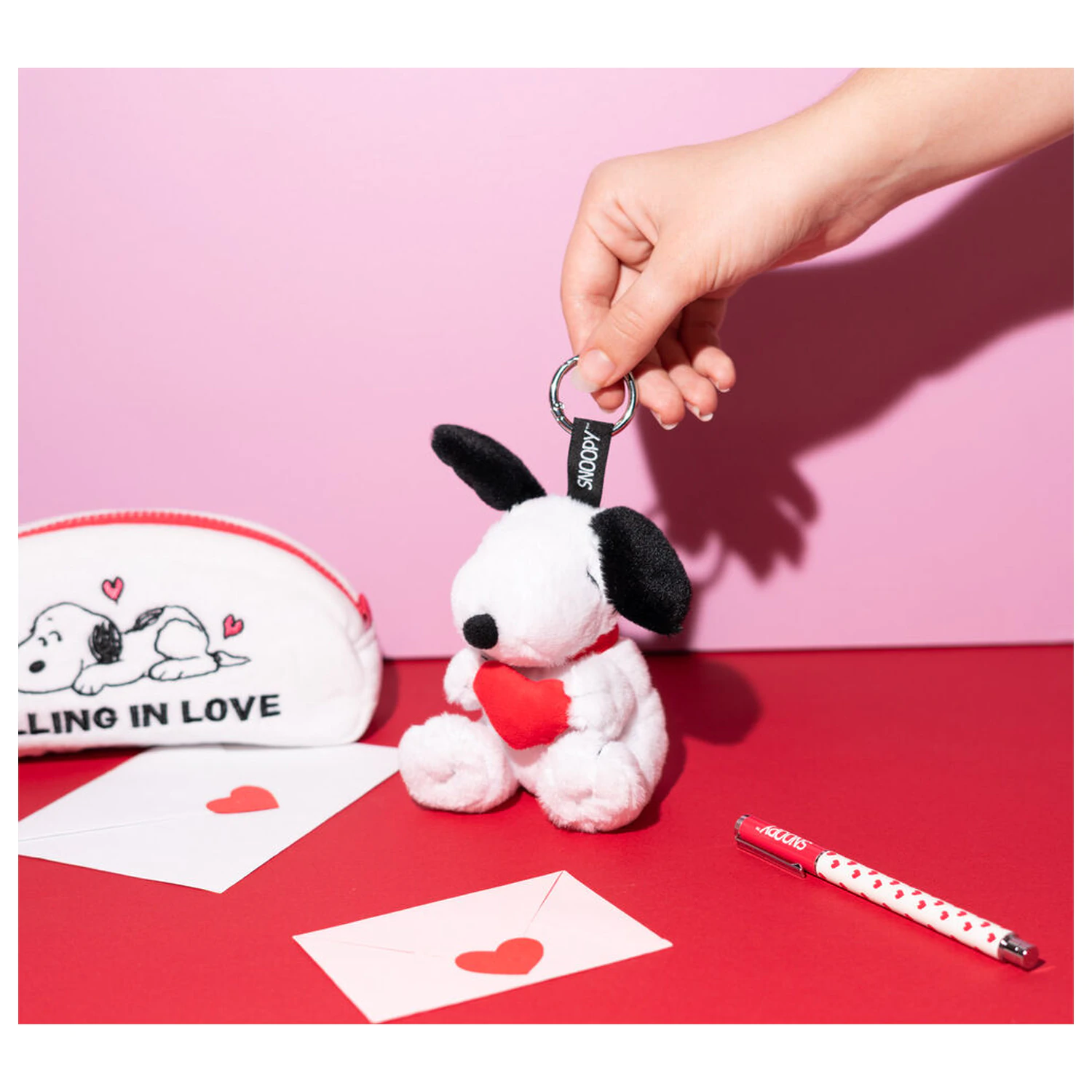 Peanuts Snoopy plyšová klíčenka fotografii produktu