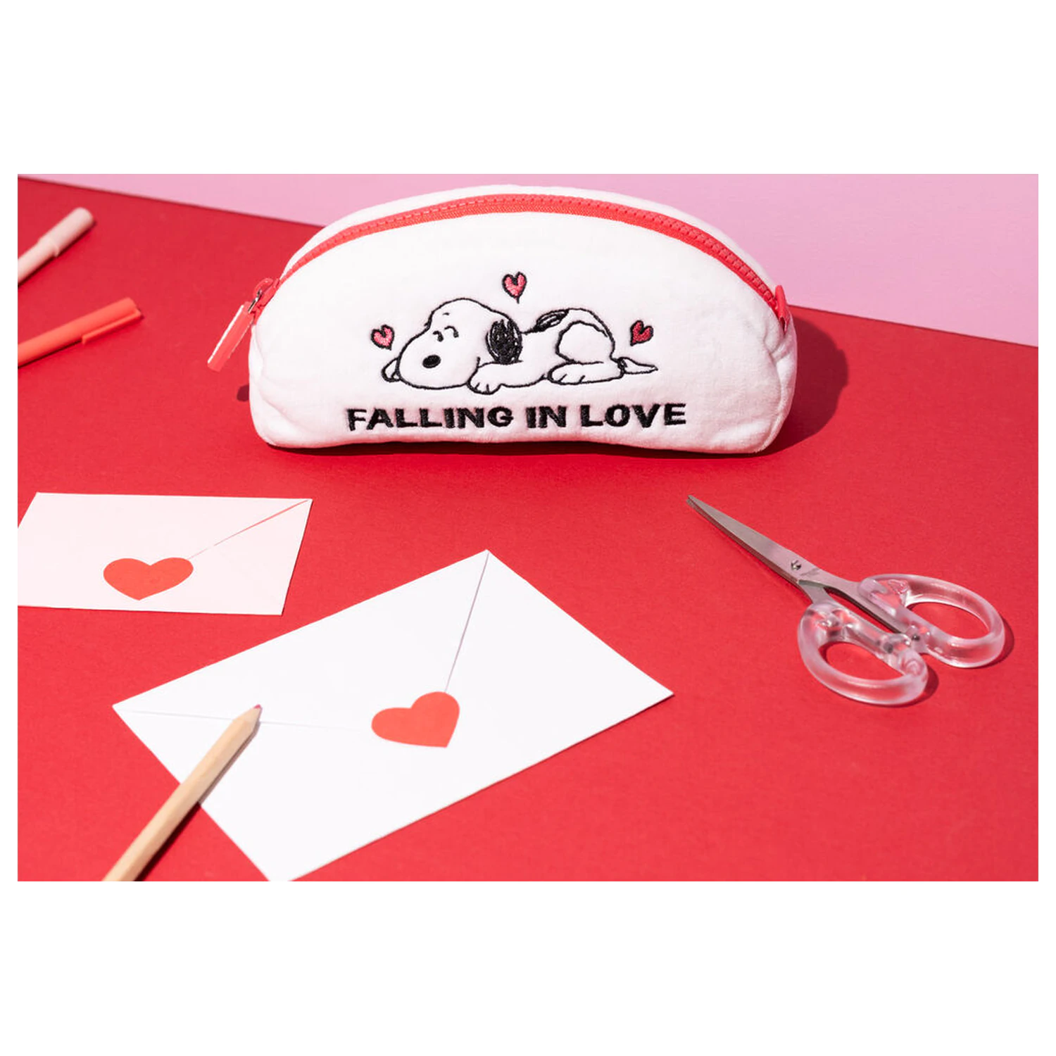 Peanuts Snoopy penál fotografii produktu