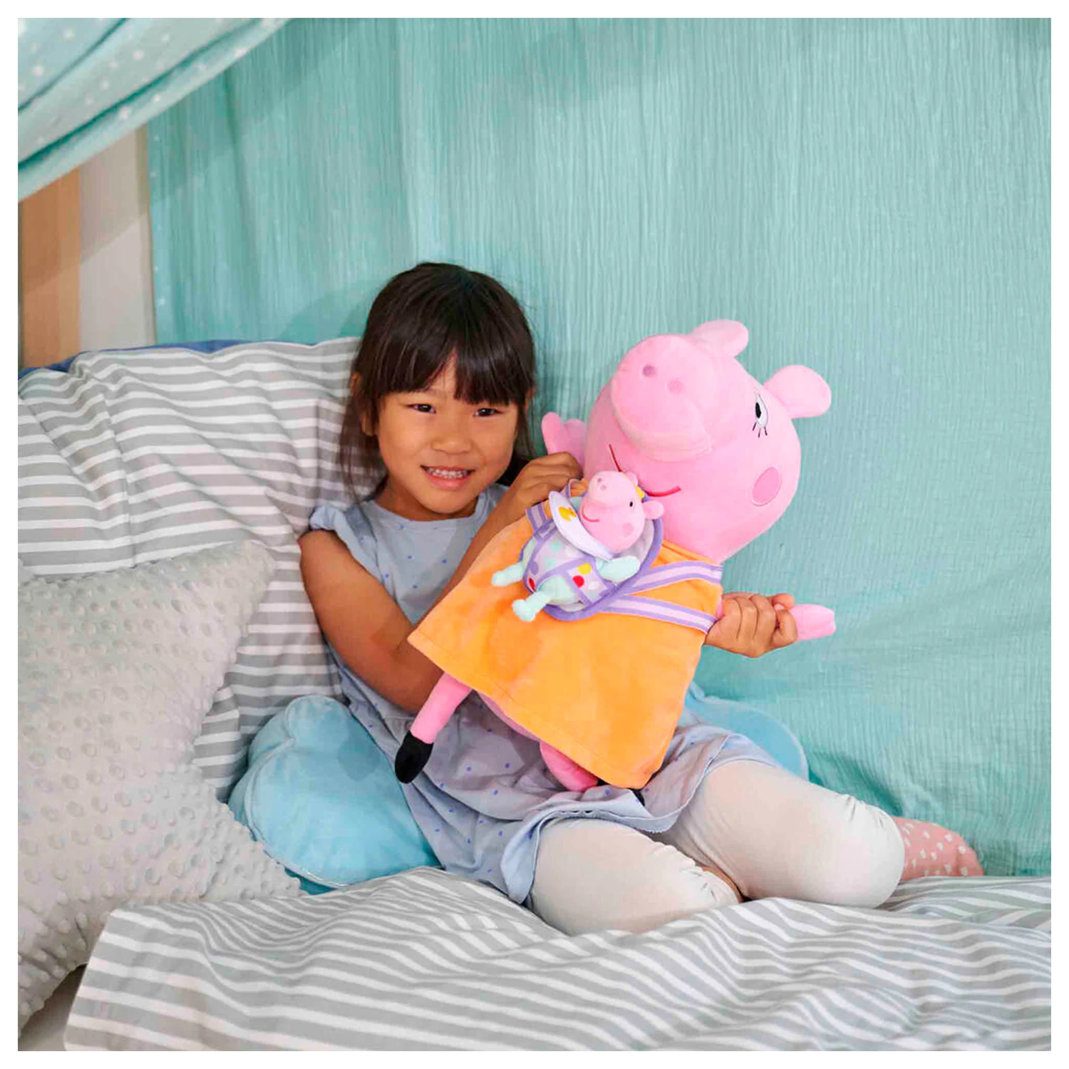Peppa Pig Mummy Pig s plyšovou hračkou Evie 33cm fotografii produktu