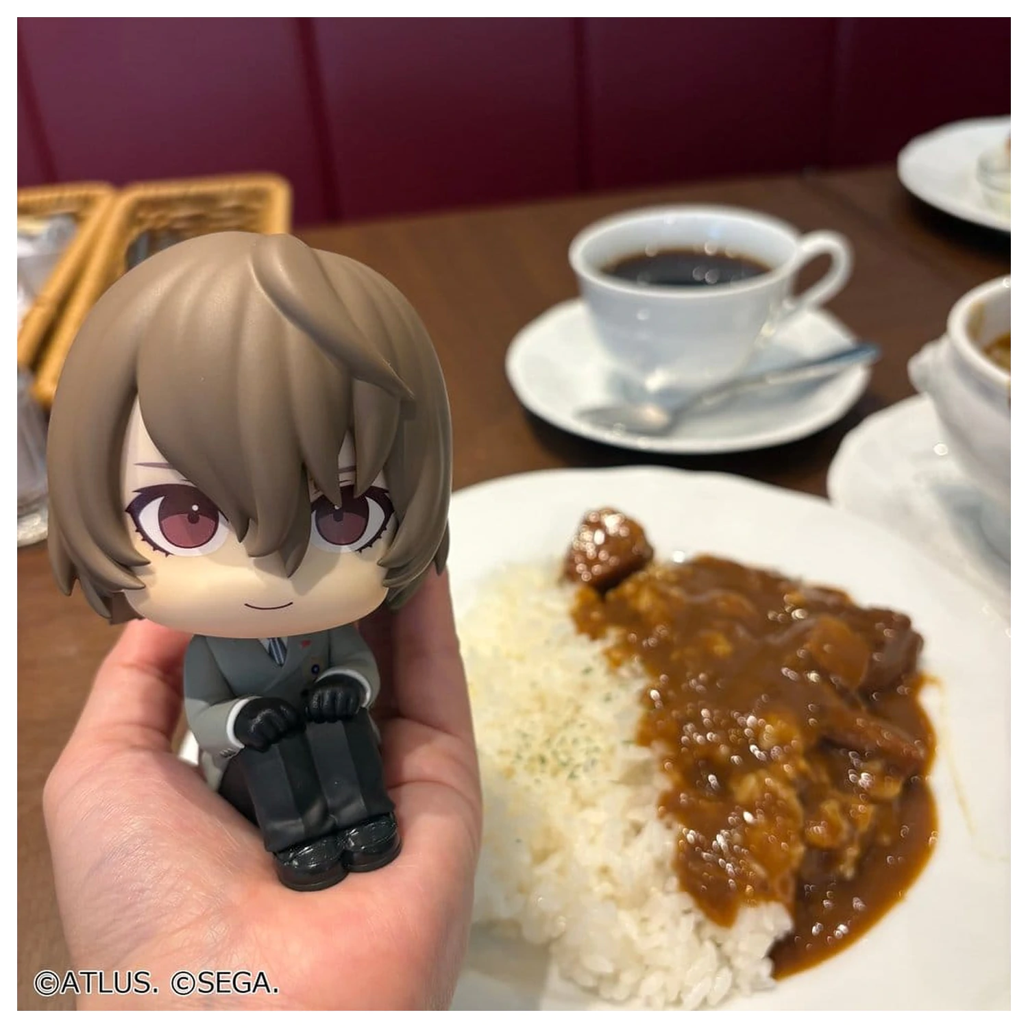 Persona 5 The Royal Look Up PVC Figurka Goro Akechi 11 cm fotografii produktu