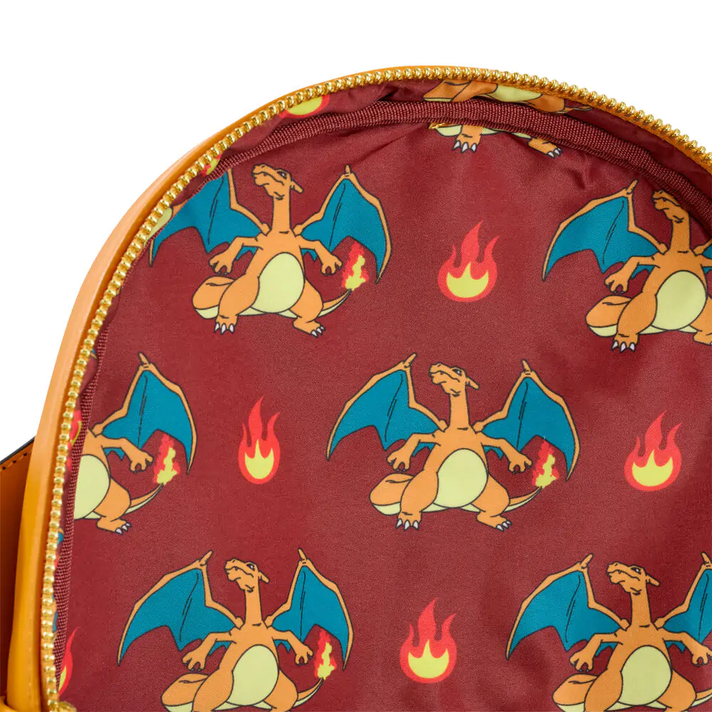 Pokemon Charizard batoh fotografii produktu