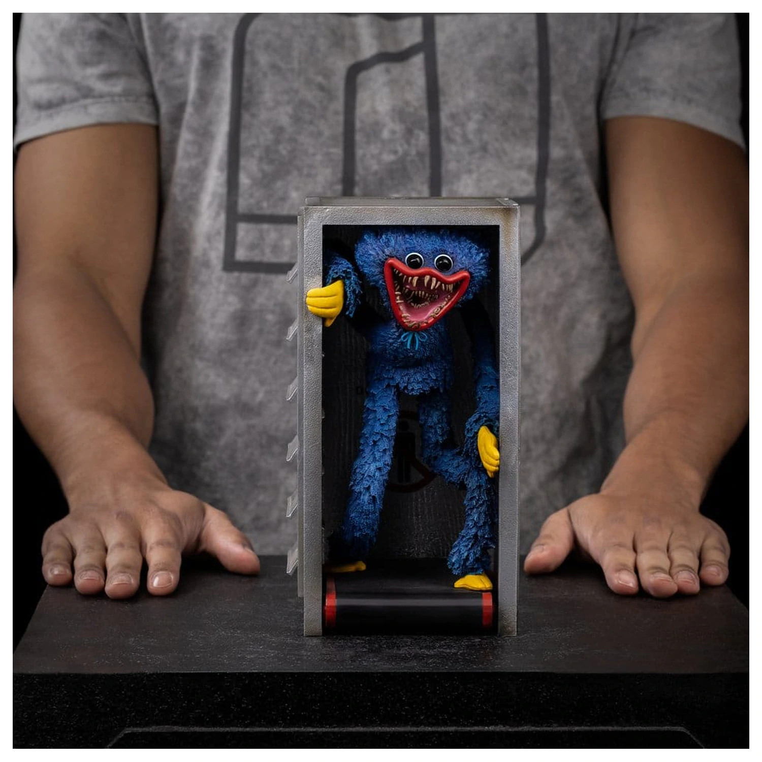 Poppy Playtime Socha Art Scale 1/10 Huggy Wuggy 24 cm fotografii produktu