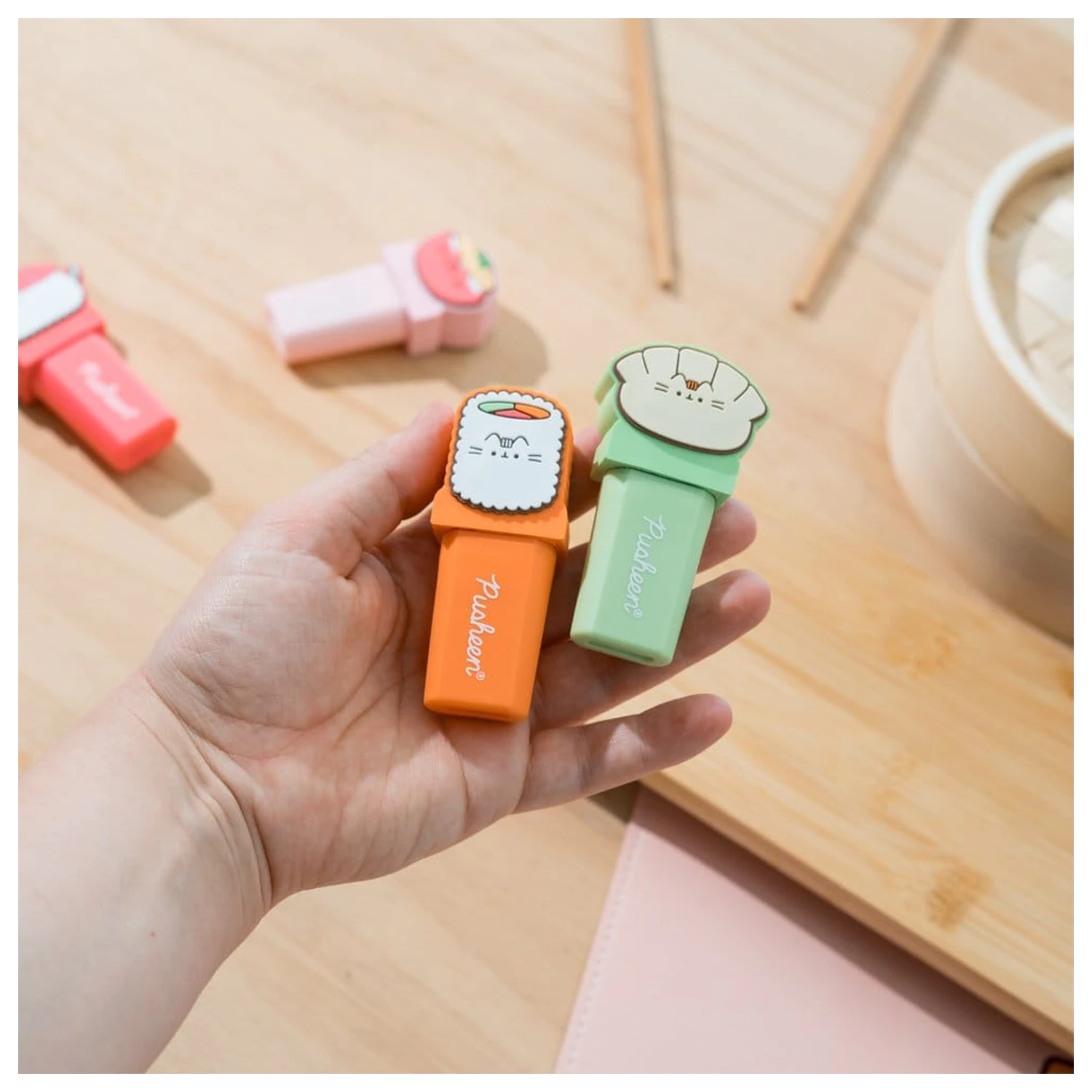 Pusheen Sushi Roll sada 4 zvýrazňovačů s ozdobným víčkem fotografii produktu