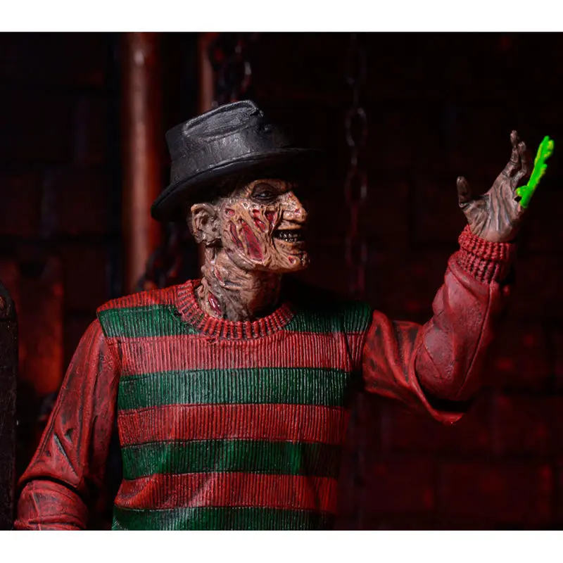 Nightmare on Elm Street Akční figurka 30th Anniversary Ultimate Freddy Krueger 18 cm fotografii produktu