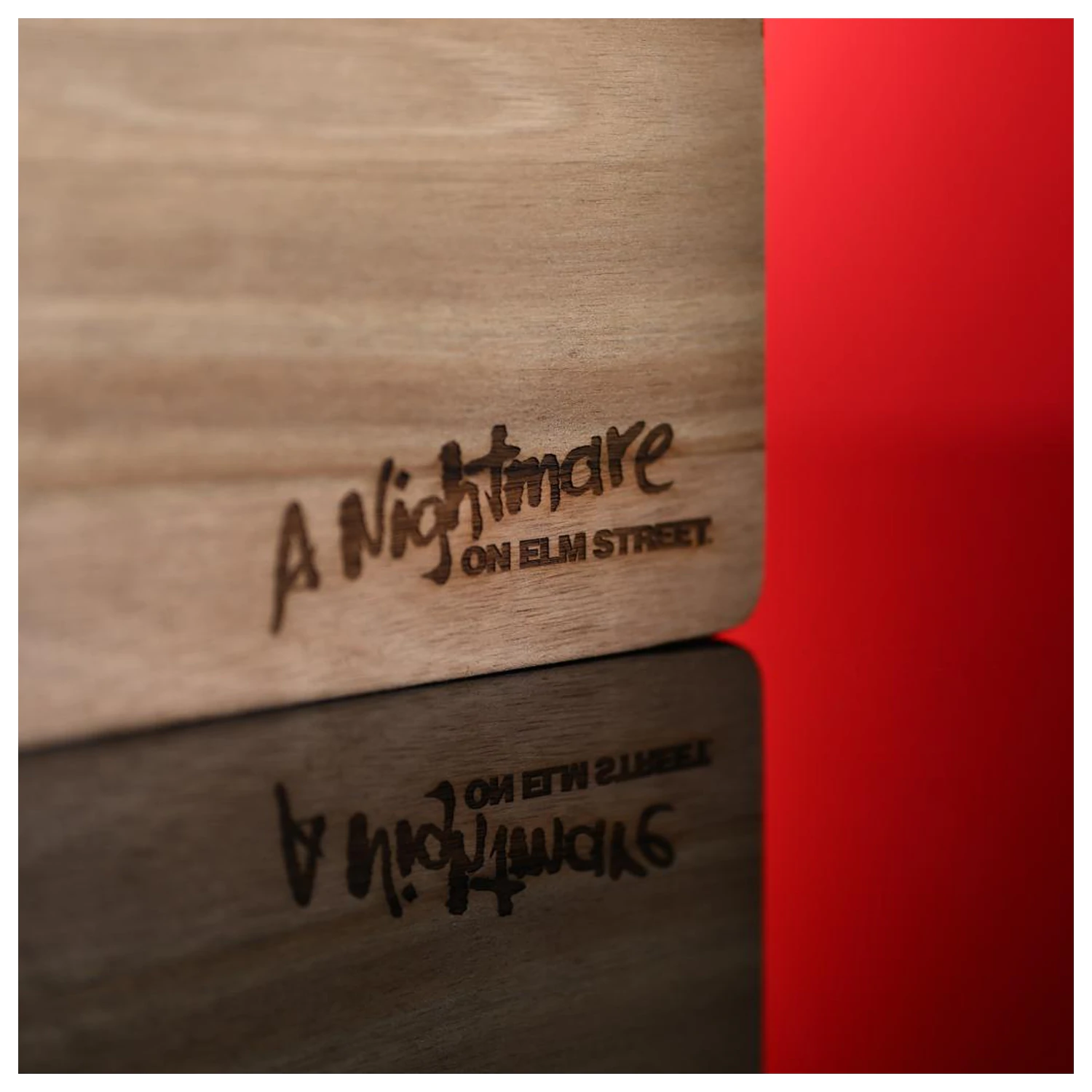 A Nightmare on Elm Street krájecí dřevěné servírovací prkénko fotografii produktu