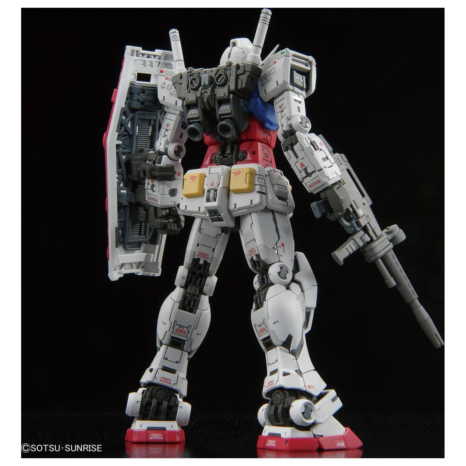 RX-78-2 Gundam Ver. 2.0 Sada modelu RG 1/144 fotografii produktu