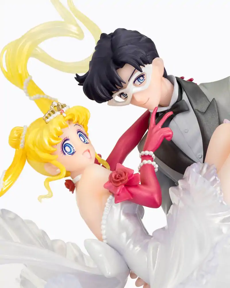 Sailor Moon FiguartsZERO Chouette PVC Socha Usagi & Tuxedo Mask Moonlight Glow Edition 24 cm fotografii produktu