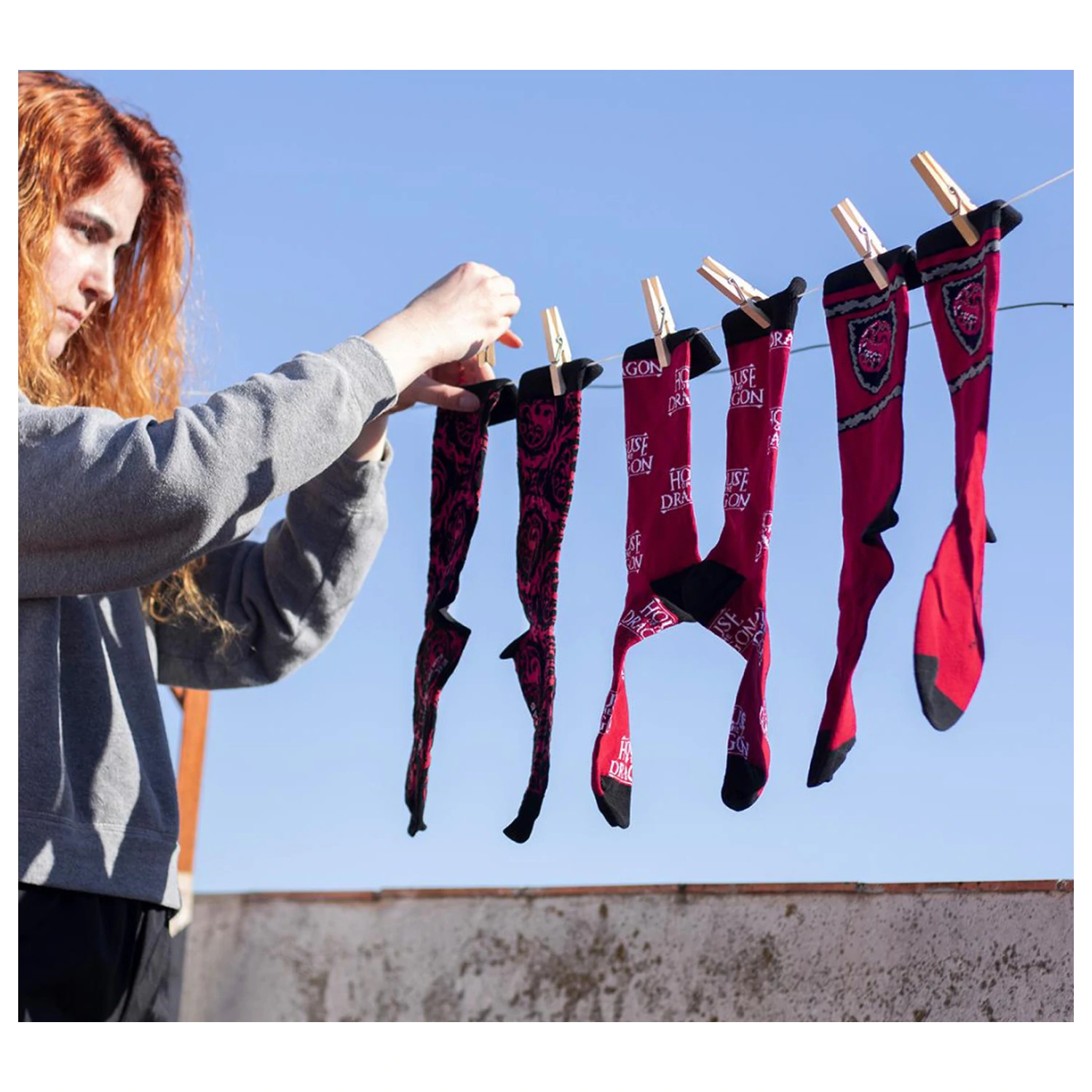 House of the Dragon červené dospělé dlouhé ponožky 40/46 fotografii produktu