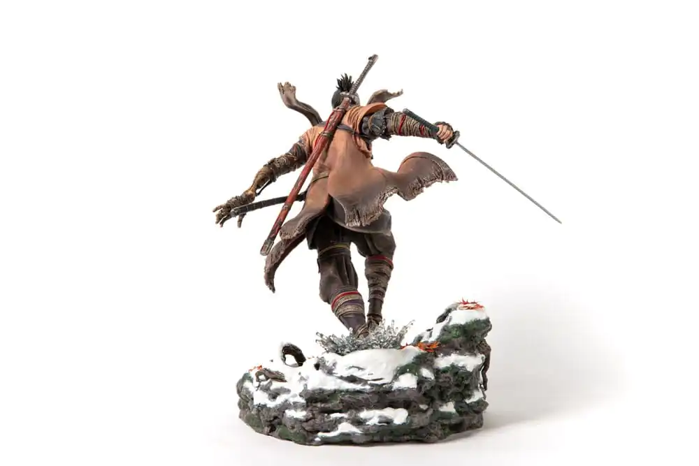 Sekiro: Shadows Die Twice Socha Sekiro 32 cm fotografii produktu