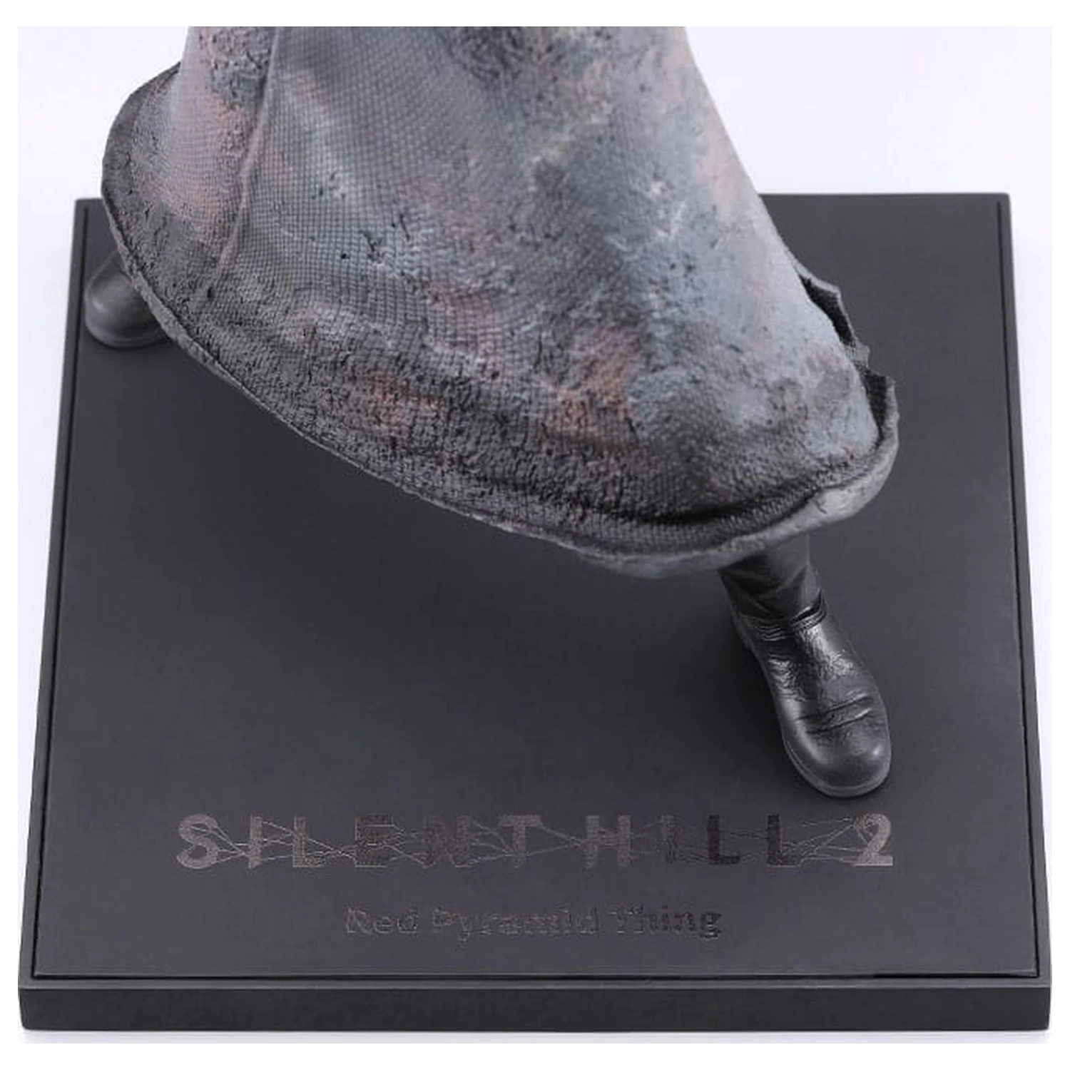 Silent Hill 2 Oshi Works Socha 1/7 Red Pyramid Thing 26 cm fotografii produktu