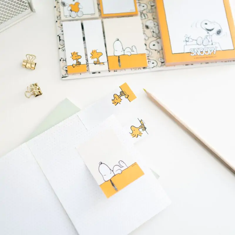 Snoopy Lazy Days poznámkový blok s lepicími bločky fotografii produktu