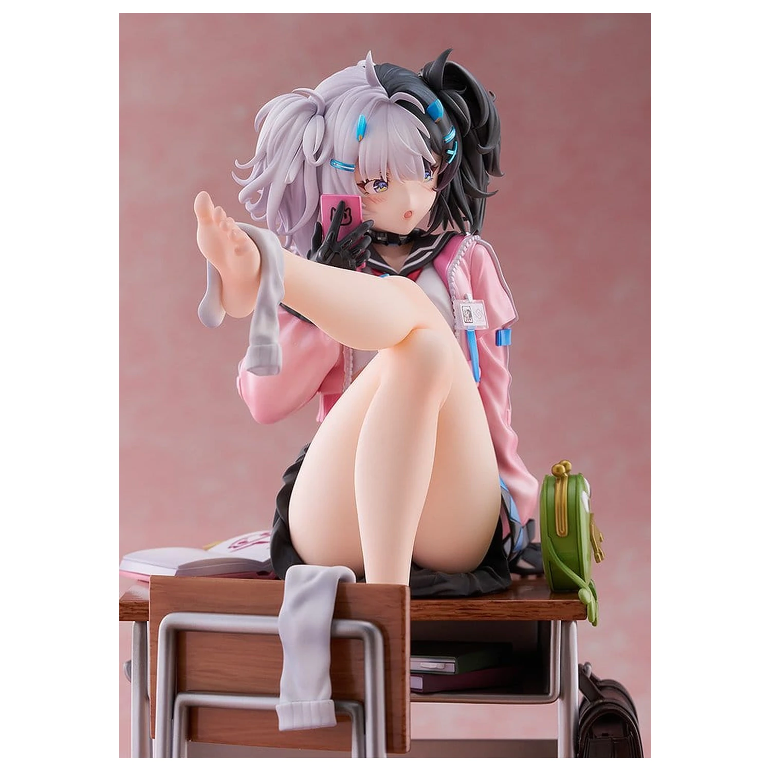 Snowbreak: Containment Zone PVC figurka 1/7 Eatchel - The Cub [Overdue Radiance] 23 cm fotografii produktu