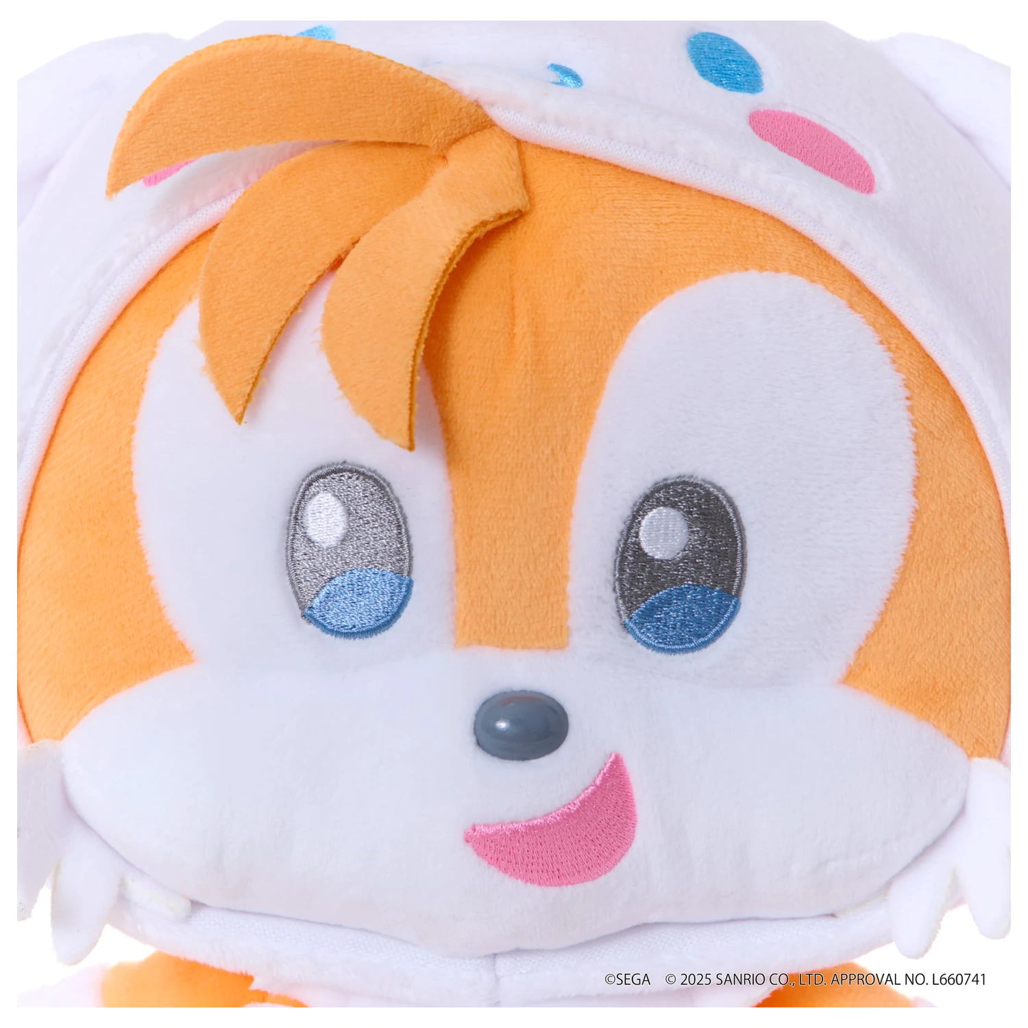 Sonic & Friends x Sanrio Tails x Cinnamoroll plyšová hračka 24 cm fotografii produktu