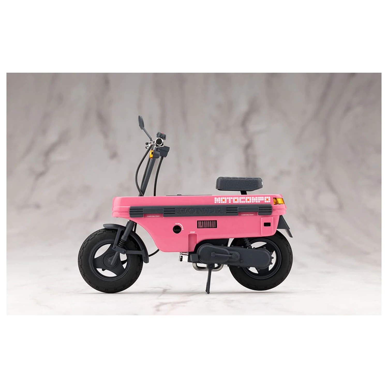 Sousai Shojo Teien Plastiková modelová stavebnice 1/10 Emma Koishikawa Nocturne s Honda AB12 Motocompo 14 cm fotografii produktu