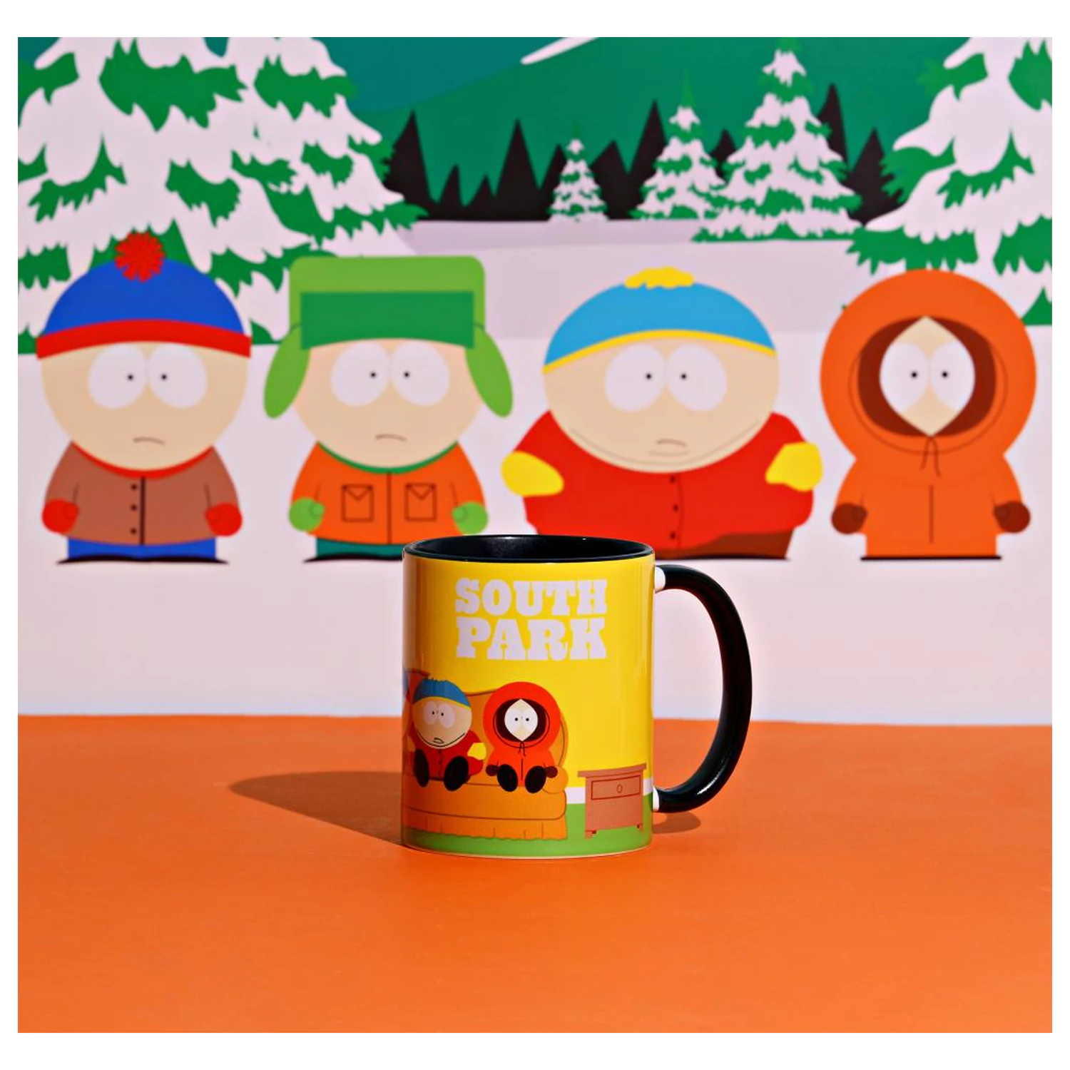 South Park Watching TV vnitřně barevný hrnek 325 ml fotografii produktu