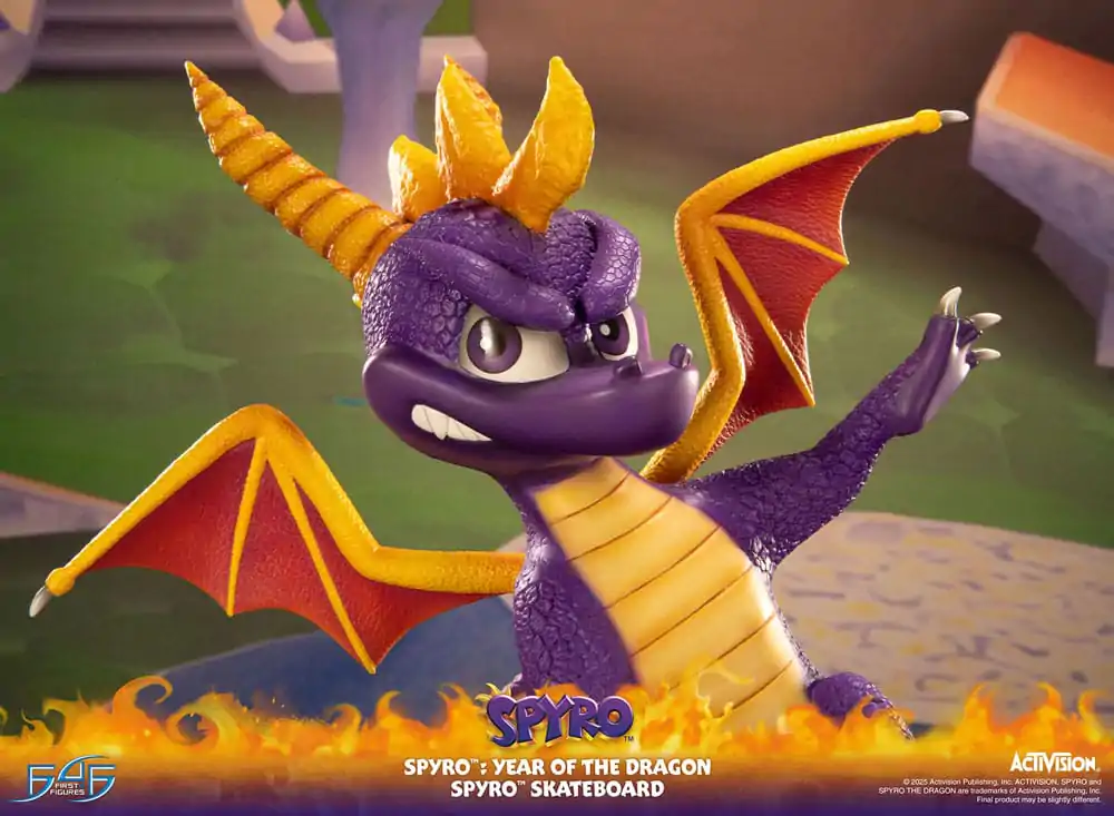 Spyro: Year of the Dragon Statue Spyro Skateboard 34 cmSpyro: Year of the Dragon Soška Spyro Skateboard 34 cm fotografii produktu