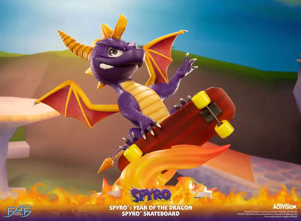 Spyro: Year of the Dragon Statue Spyro Skateboard 34 cmSpyro: Year of the Dragon Soška Spyro Skateboard 34 cm fotografii produktu