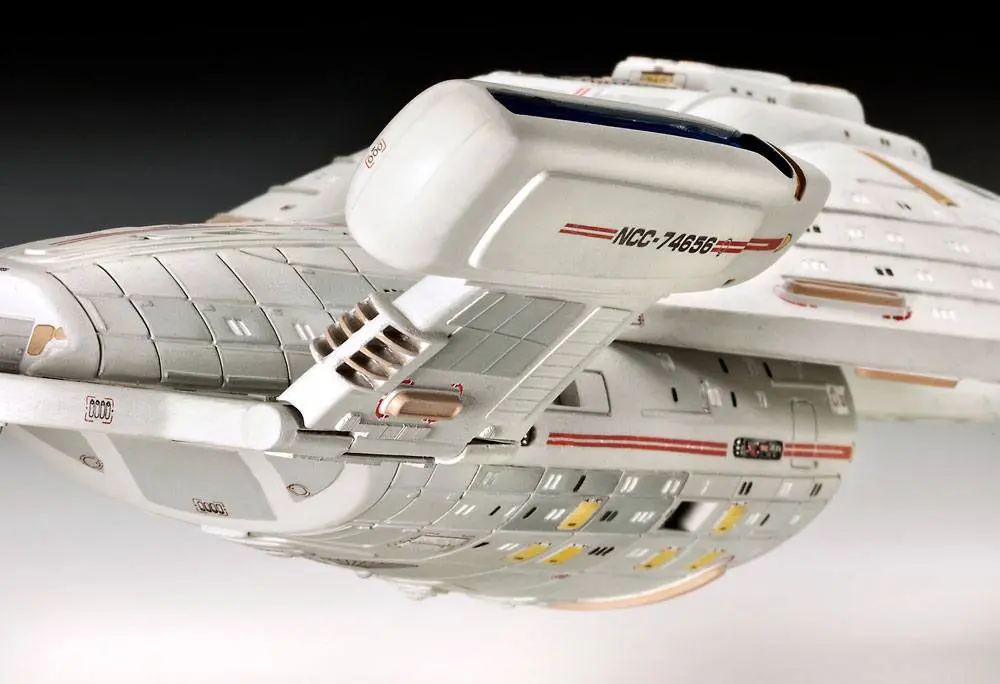 Star Trek Modelová sada 1/670 U.S.S. Voyager 51 cm fotografii produktu