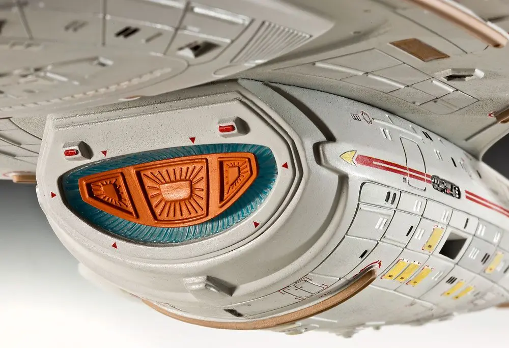 Star Trek Modelová sada 1/670 U.S.S. Voyager 51 cm fotografii produktu