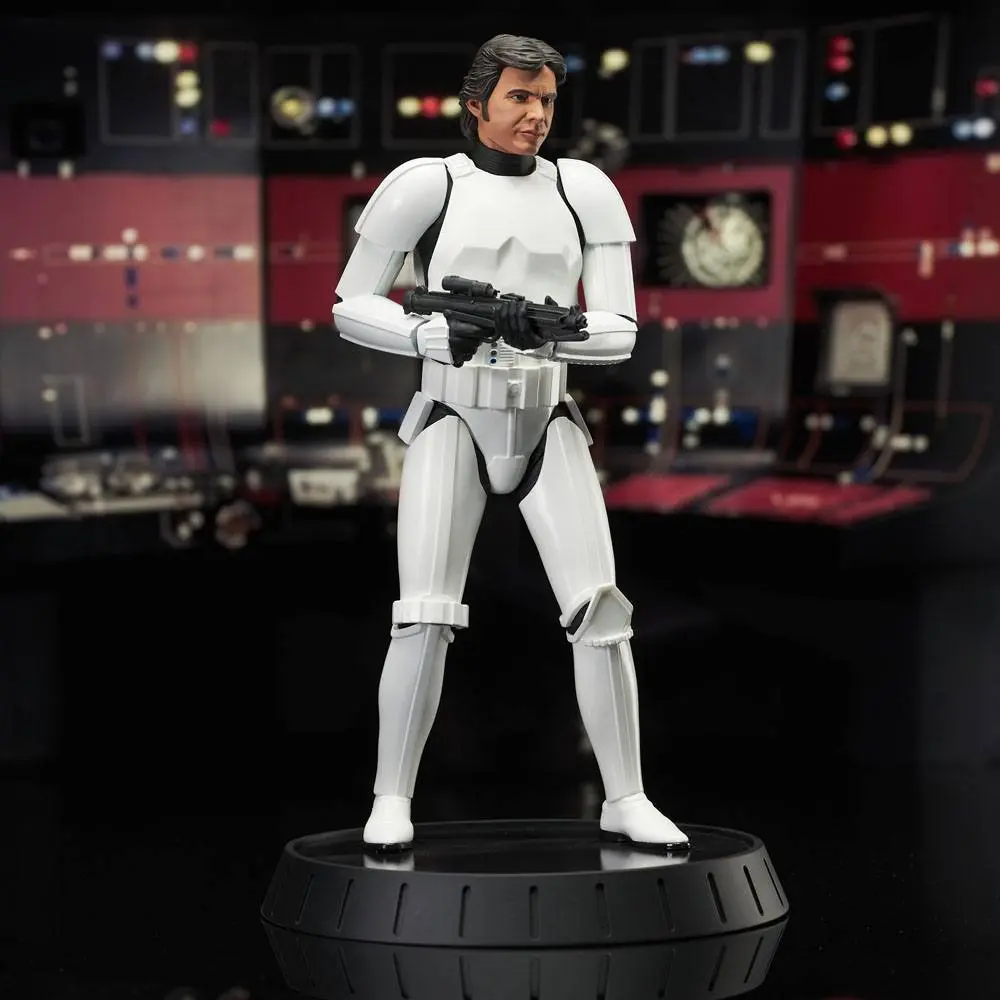 Star Wars Episode IV Milestones Socha 1/6 Han Solo (Stormtrooper Disguise) 40th Anniversary Exclusive 30 cm fotografii produktu