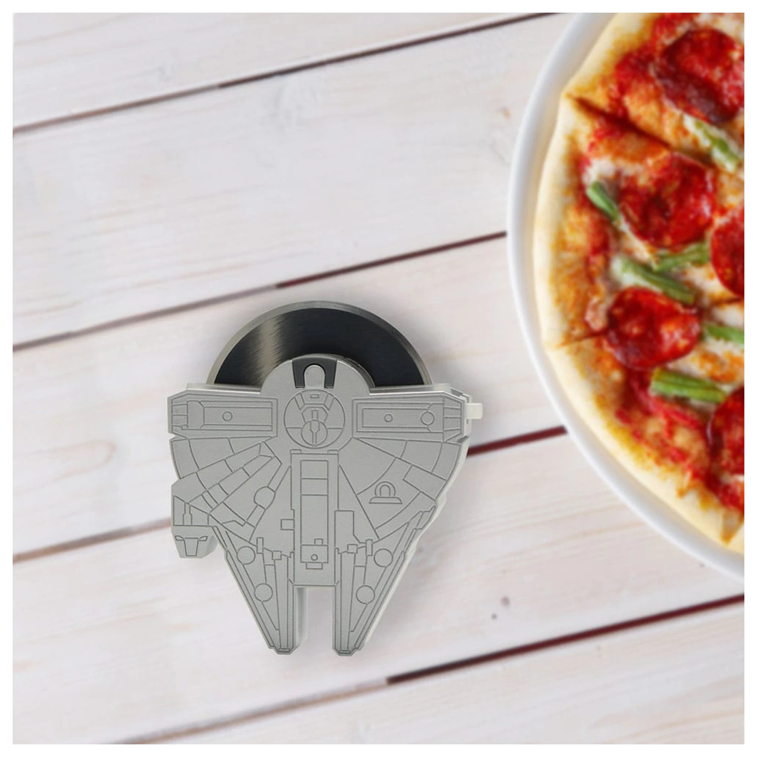 Star Wars Kráječ na pizzu Millennium Falcon fotografii produktu
