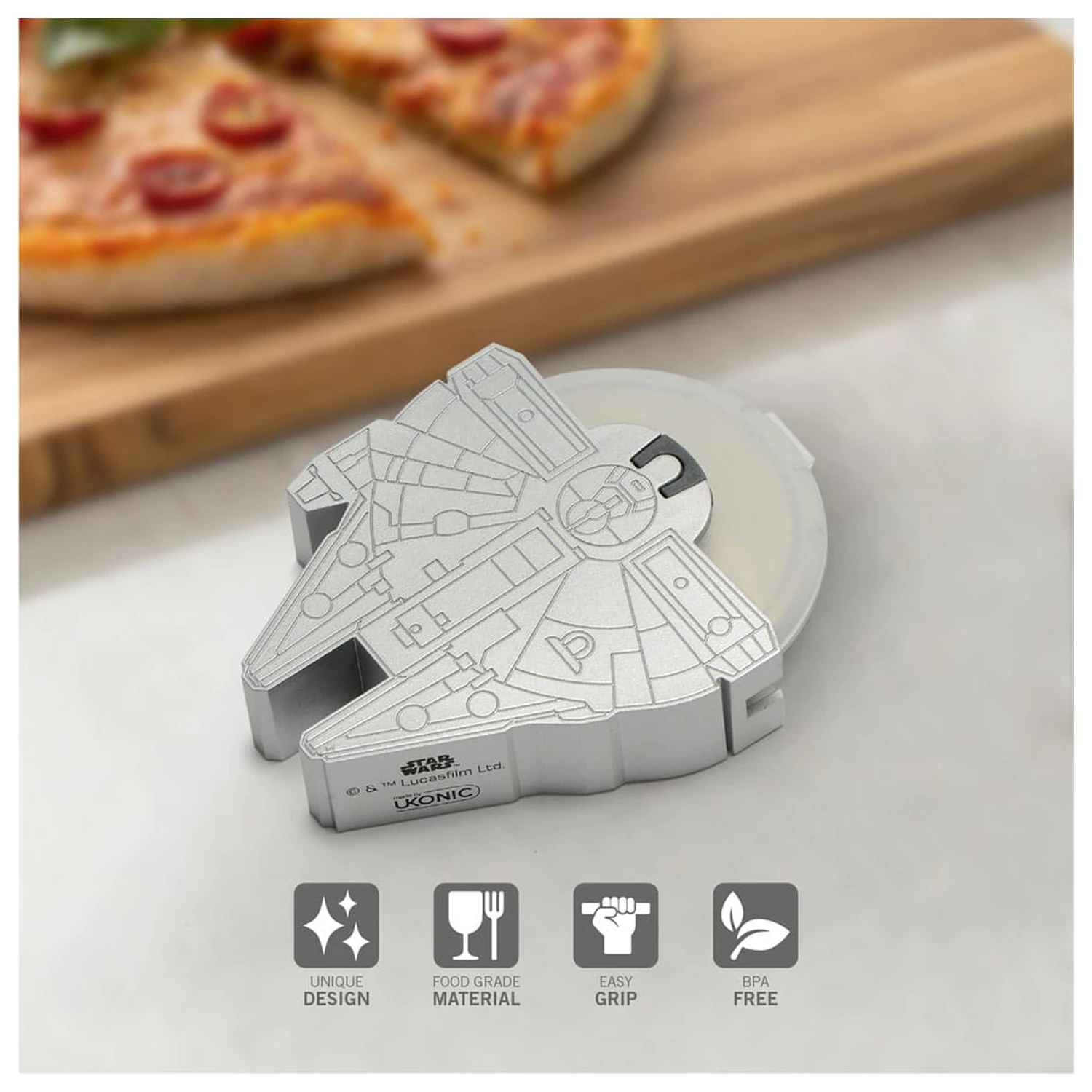 Star Wars Kráječ na pizzu Millennium Falcon fotografii produktu