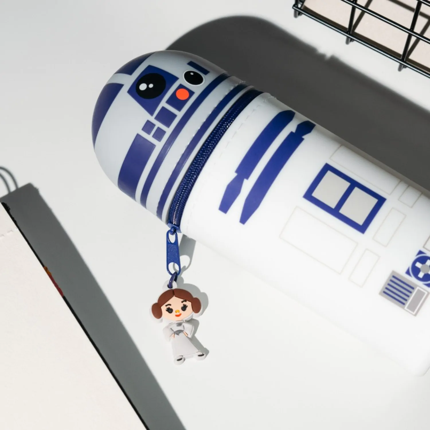 Star Wars R2-D2 3D pouzdro na tužky fotografii produktu