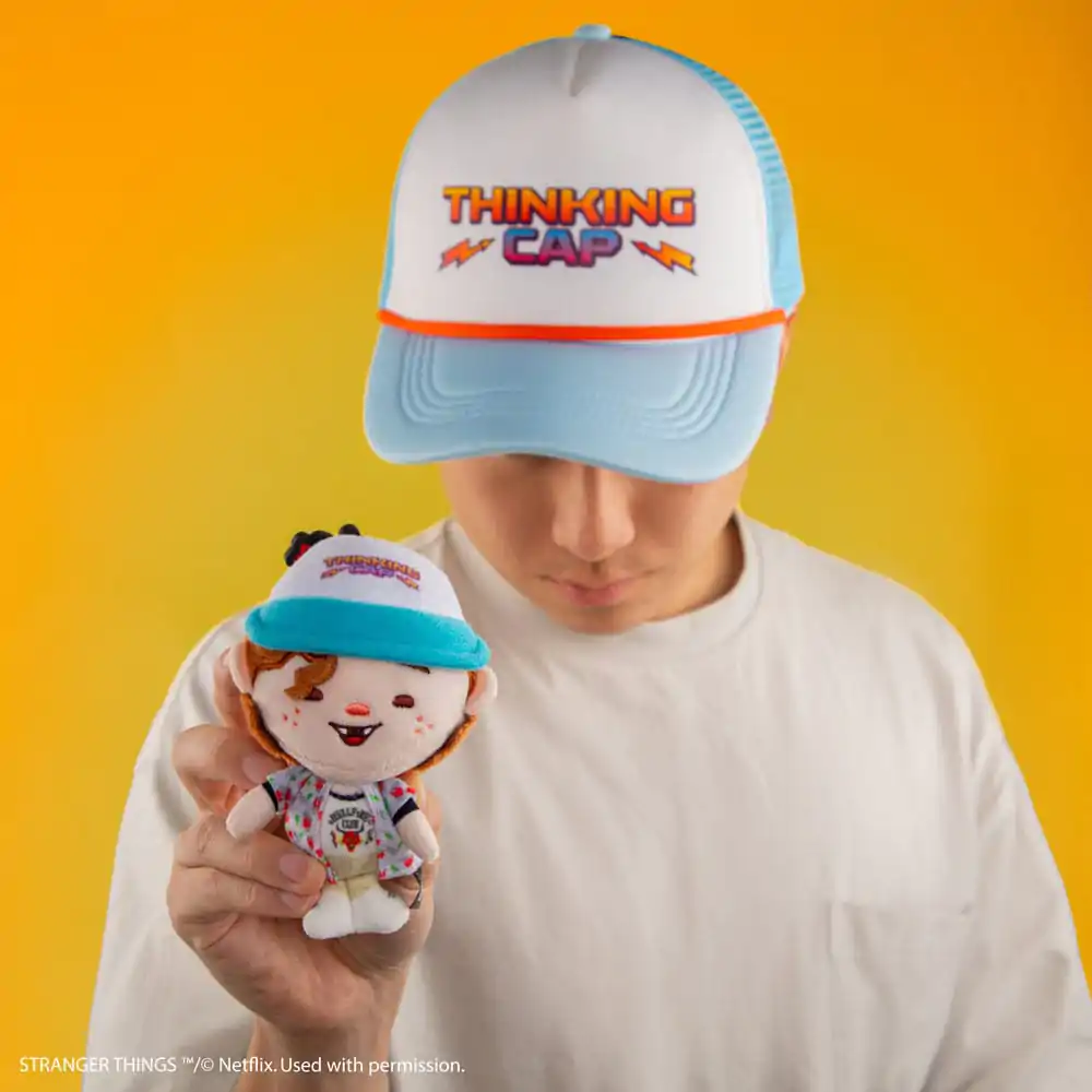 Stranger Things plyšová klíčenka Dustin Henderson 12 cm fotografii produktu