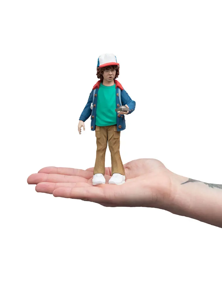 Stranger Things Mini Epics vinylová figurka Dustin the Pathfinder (1. série) limitovaná edice 14 cm fotografii produktu