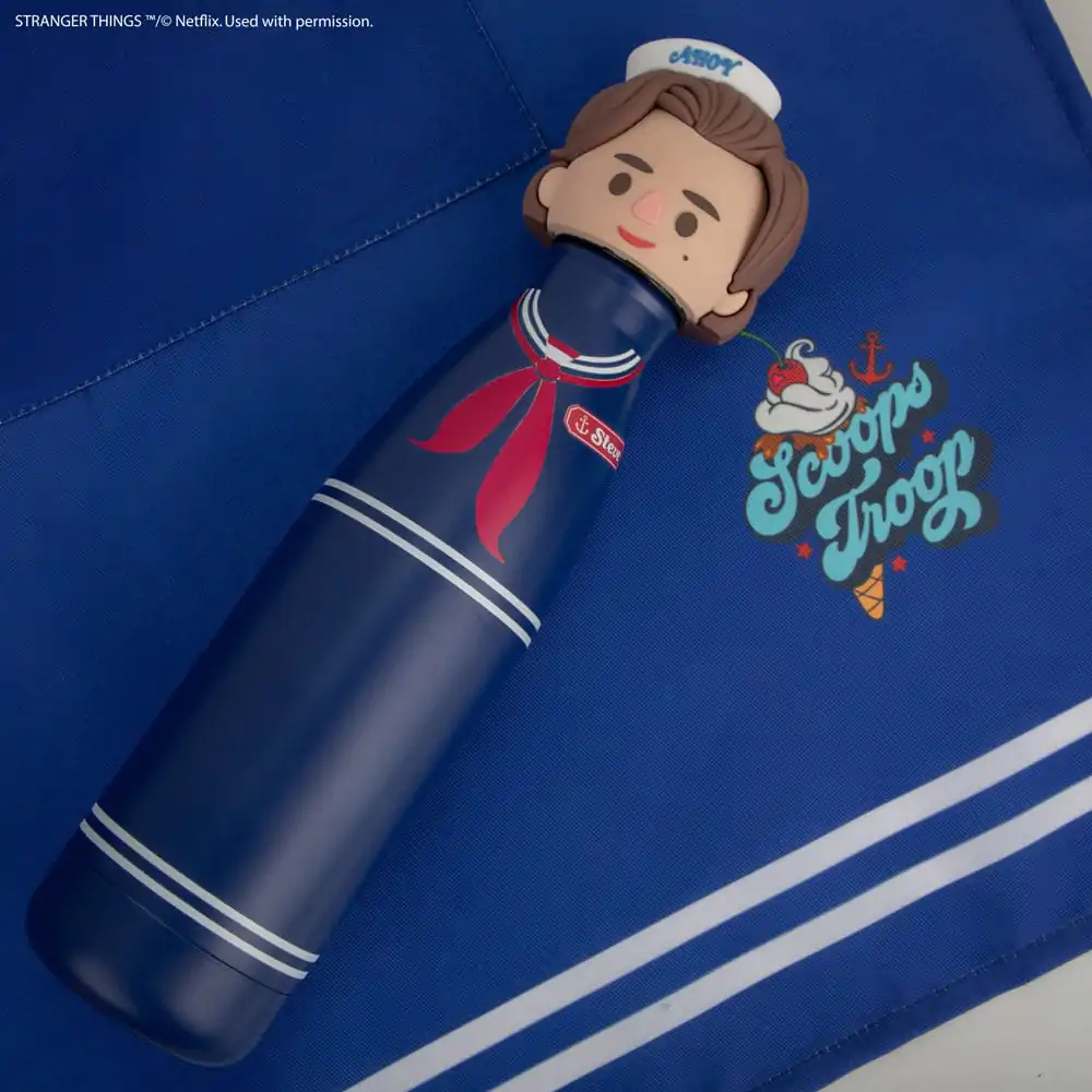 Stranger Things lahev na vodu Scoops Ahoy Steve 500 ml fotografii produktu