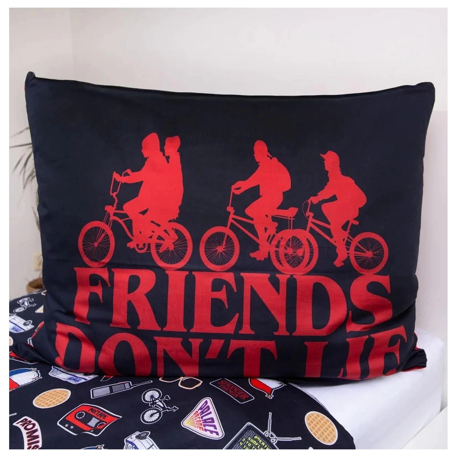 Stranger Things Upside Down Tmavý povlak na přikrývku fotografii produktu