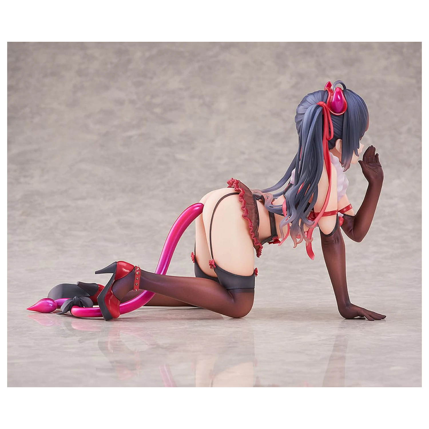 Succubus Homestay Socha 1/5 Sakuma Shizuku 14 cm fotografii produktu