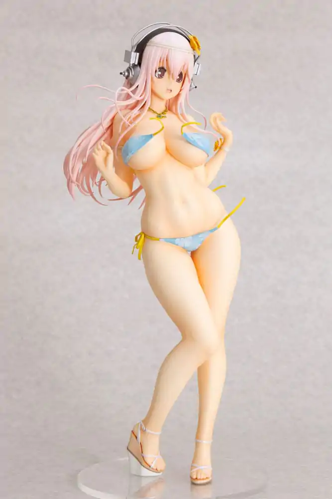 Super Sonico Statue 1/4.5 Super Sonico Summer Vacation Ver. Socha 35 cm fotografii produktu