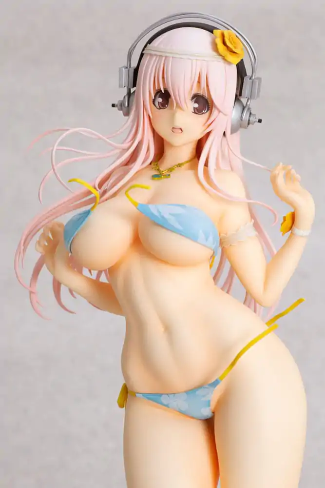 Super Sonico Statue 1/4.5 Super Sonico Summer Vacation Ver. Socha 35 cm fotografii produktu