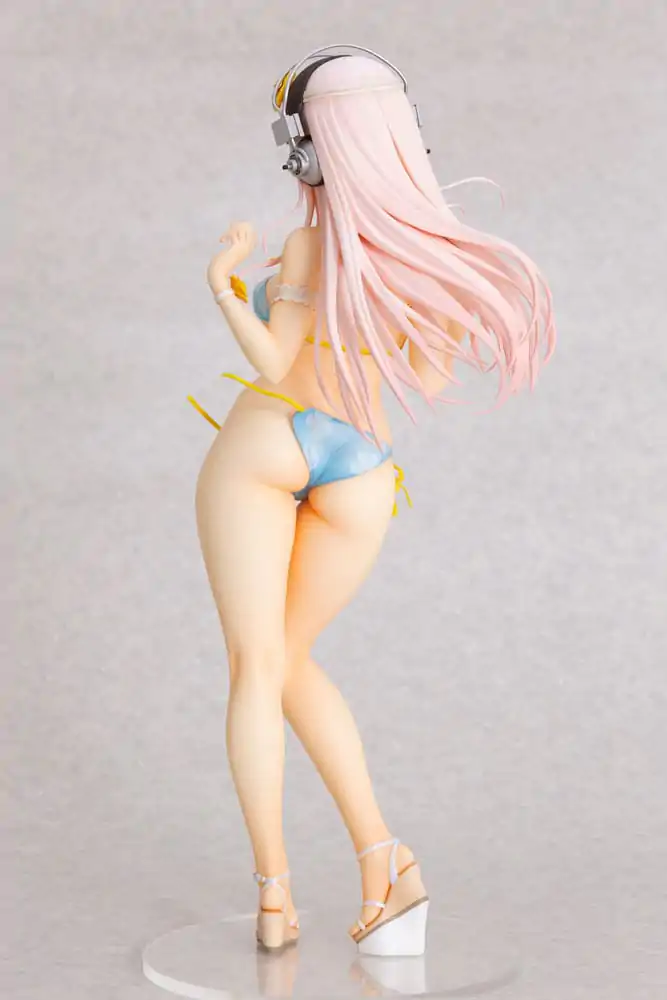 Super Sonico Statue 1/4.5 Super Sonico Summer Vacation Ver. Socha 35 cm fotografii produktu