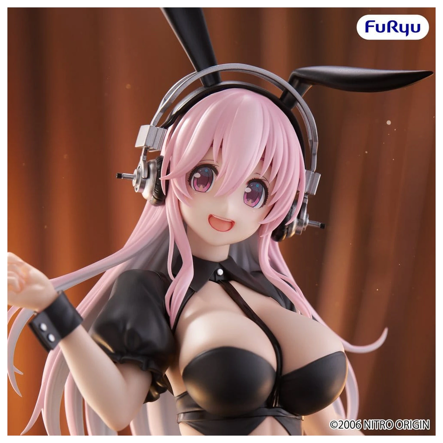 Super Sonico BiCute Bunnies PVC Soška Reverse Bunny Ver. 29 cm fotografii produktu