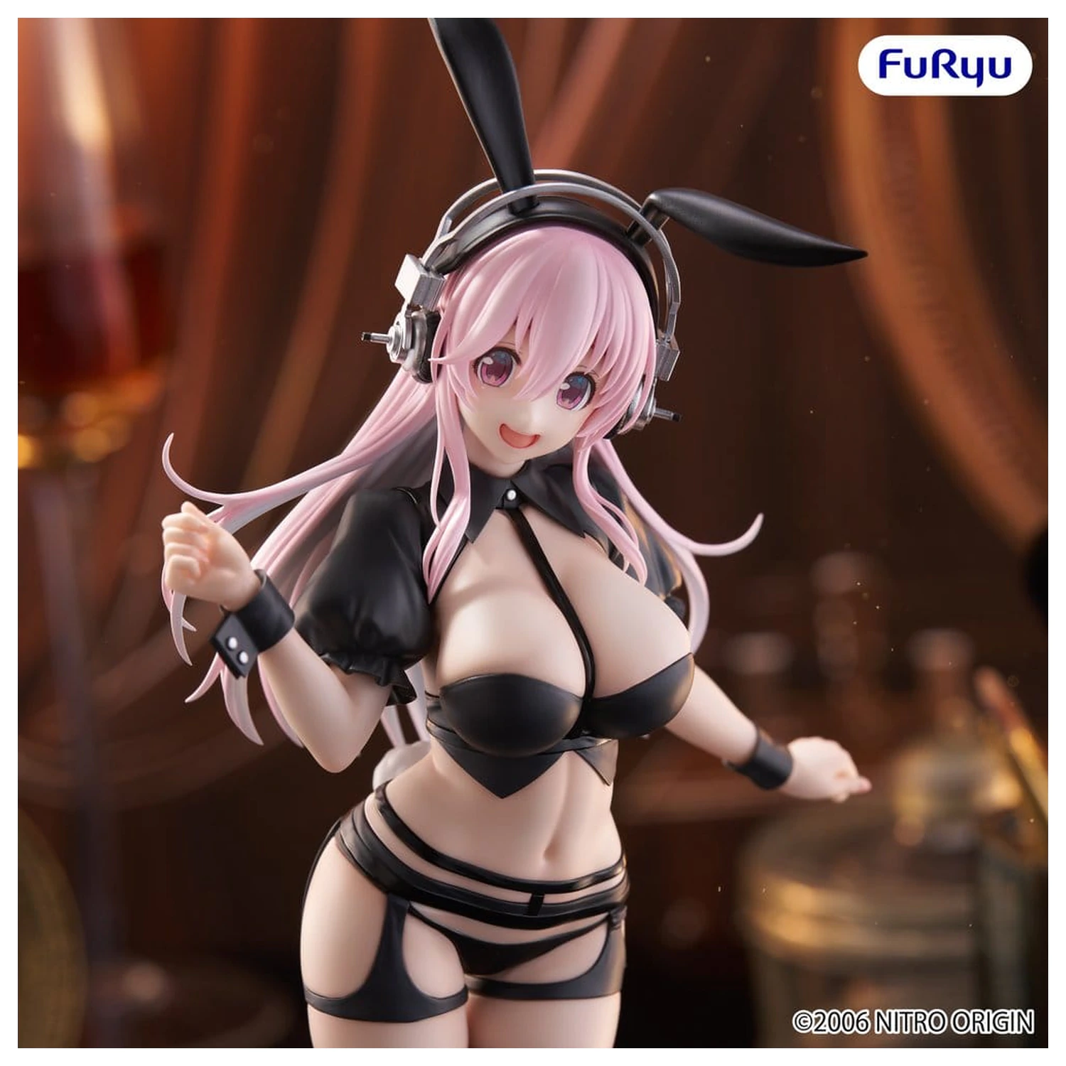 Super Sonico BiCute Bunnies PVC Soška Reverse Bunny Ver. 29 cm fotografii produktu