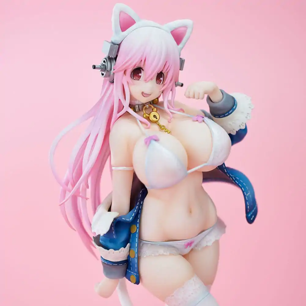 Super Sonico PVC Socha Super Sonico Bílá kočka Verze 27 cm fotografii produktu