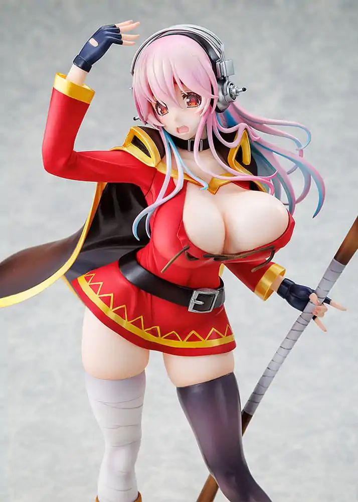 Super Sonico x Konosuba PVC socha 1/7 Super Sonico Megumin collaboration Ver. 25 cm fotografii produktu