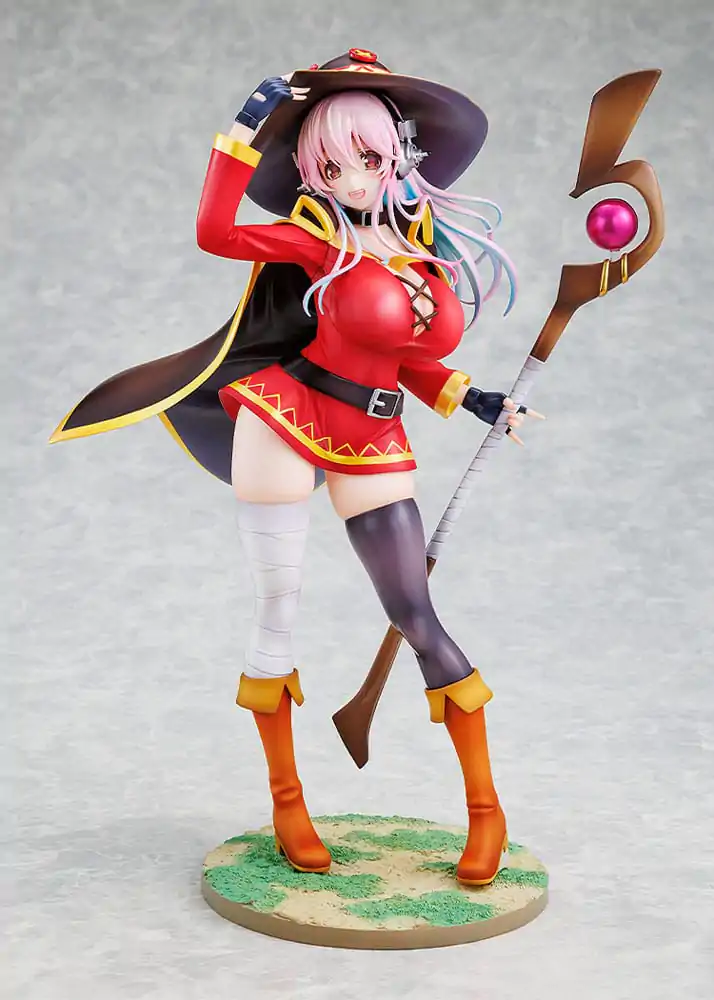 Super Sonico x Konosuba PVC socha 1/7 Super Sonico Megumin collaboration Ver. 25 cm fotografii produktu