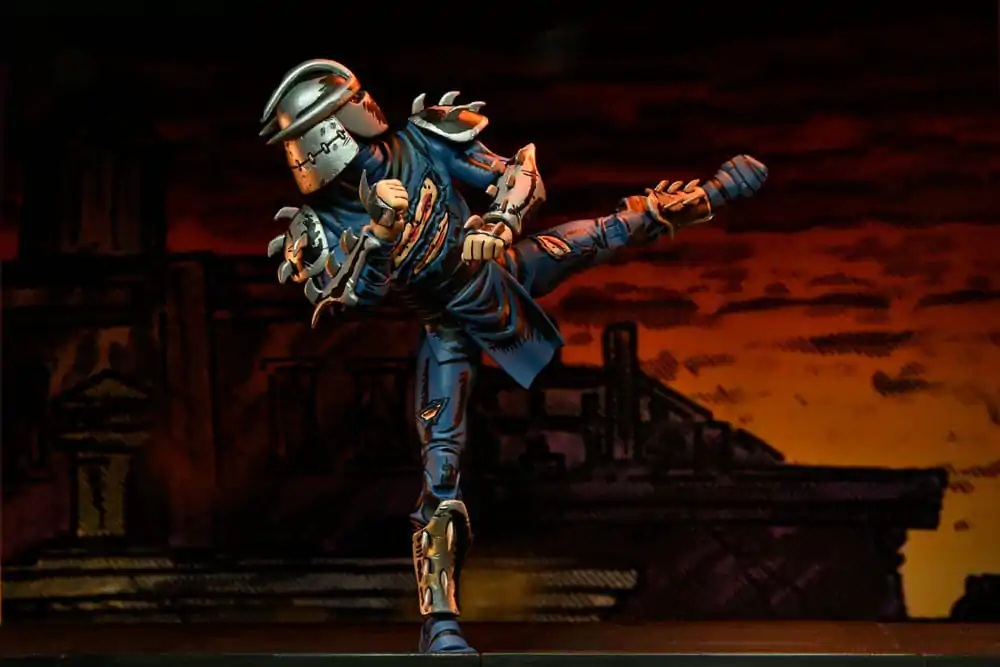 Teenage Mutant Ninja Turtles (Mirage Comics) akční figurka Battle Damaged Shredder 18 cm fotografii produktu