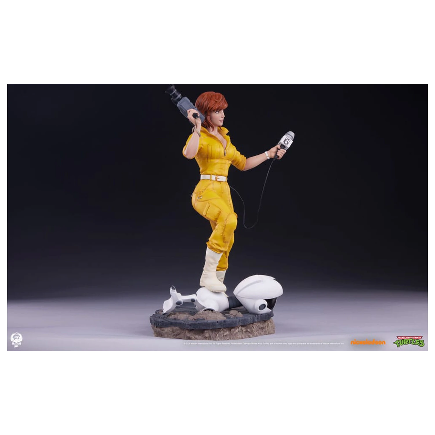 Teenage Mutant Ninja Turtles Premier Series Socha 1/4 April O'Neil 46 cm fotografii produktu