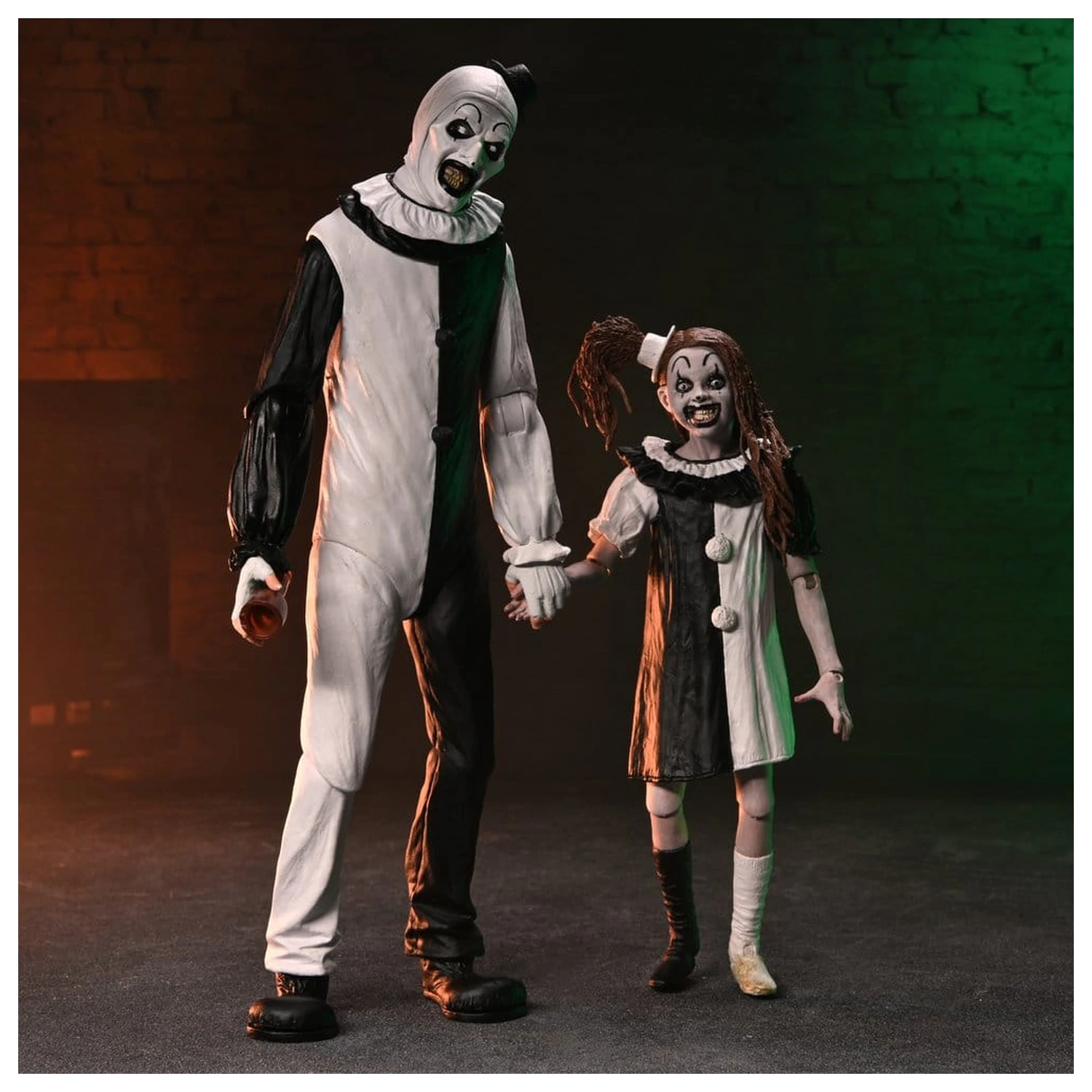 Terrifier 2 2-Pack Akční figurky Ultimate Art the Clown & Little Pale Girl 18 cm fotografii produktu