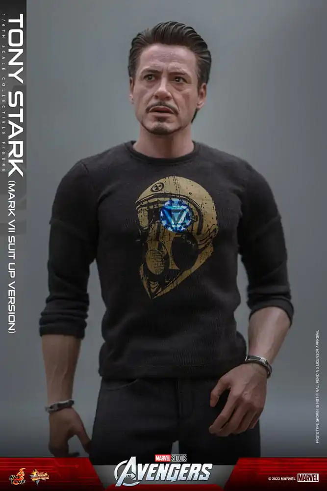 The Avengers Movie Masterpiece Akční figurka 1/6 Tony Stark (Mark VII Suit-Up Version) 31 cm fotografii produktu
