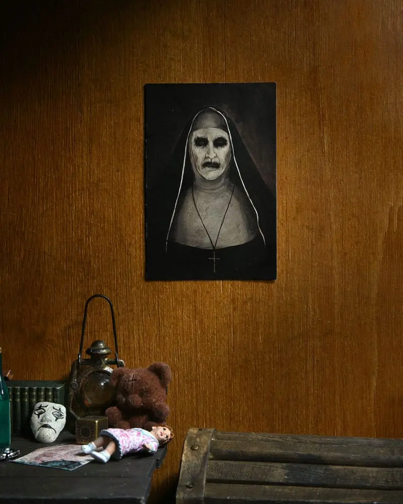 The Conjuring Universe Figurka Ultimate The Nun (Valak) 18 cm fotografii produktu